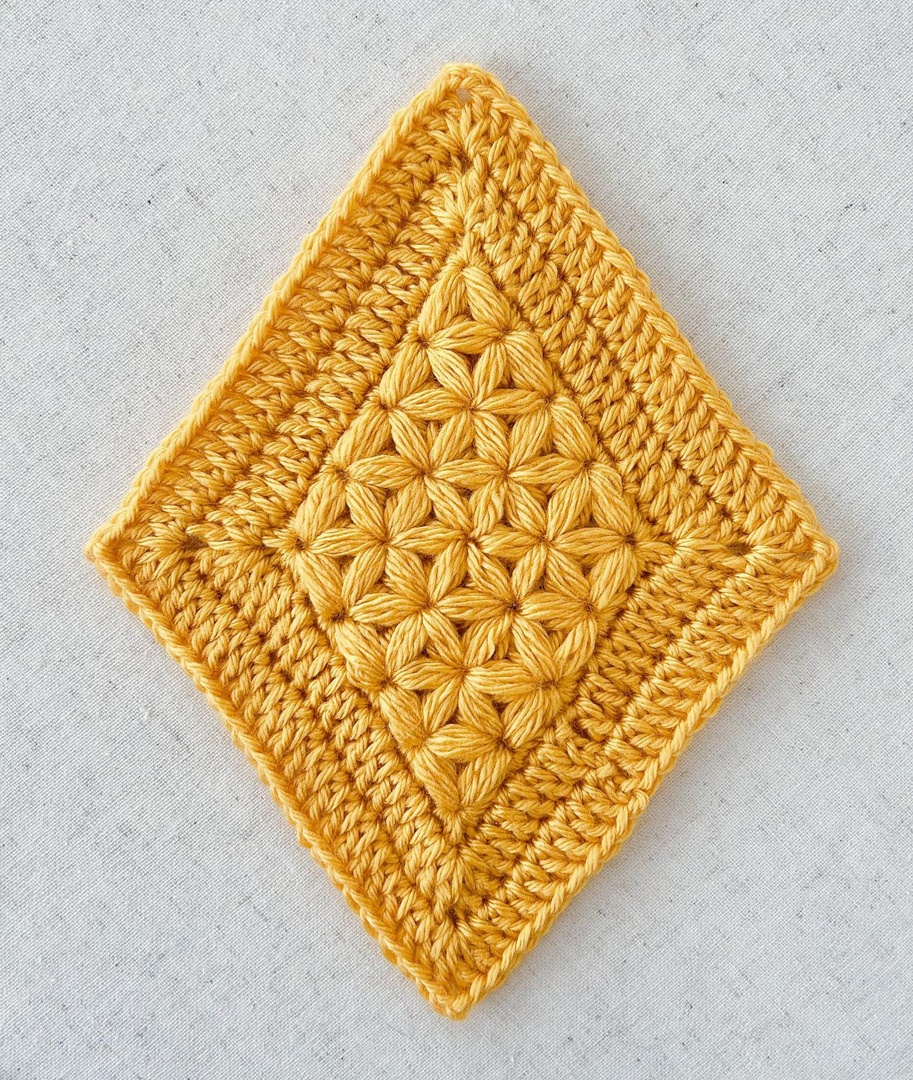 199 Diamond Motif