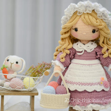Outfit for Rosie the maid
