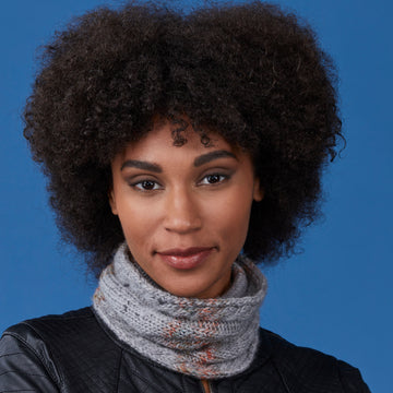 Meridian Cowl - Knitting Pattern For Women in Tahki Yarns Gunnison by Tahki Yarns