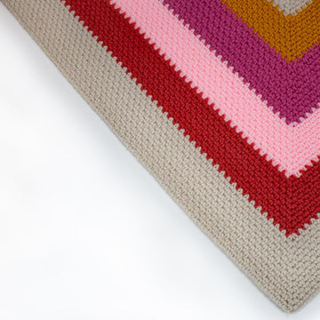 Daisy’s Infinity Moss Square Crochet Blanket