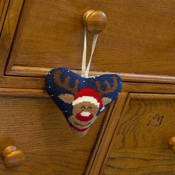 Cleopatras Needle Rudolph Heart Needlepoint Kit