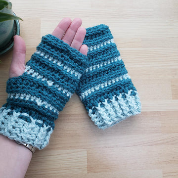 Easy Peasy Fingerless gloves