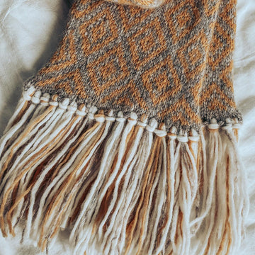 Fair Isle rhombus scarf with fringe