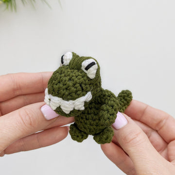 Crochet dinosaur pattern, amigurumi dino T-Rex pattern