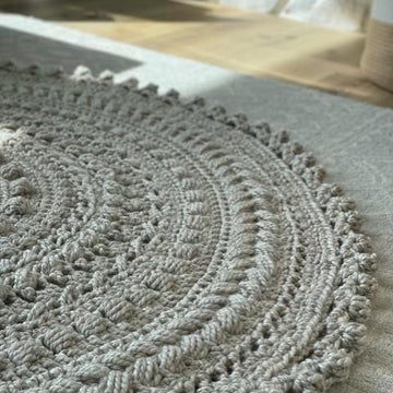 Sweater Weather Christmas Tree Skirt Pattern