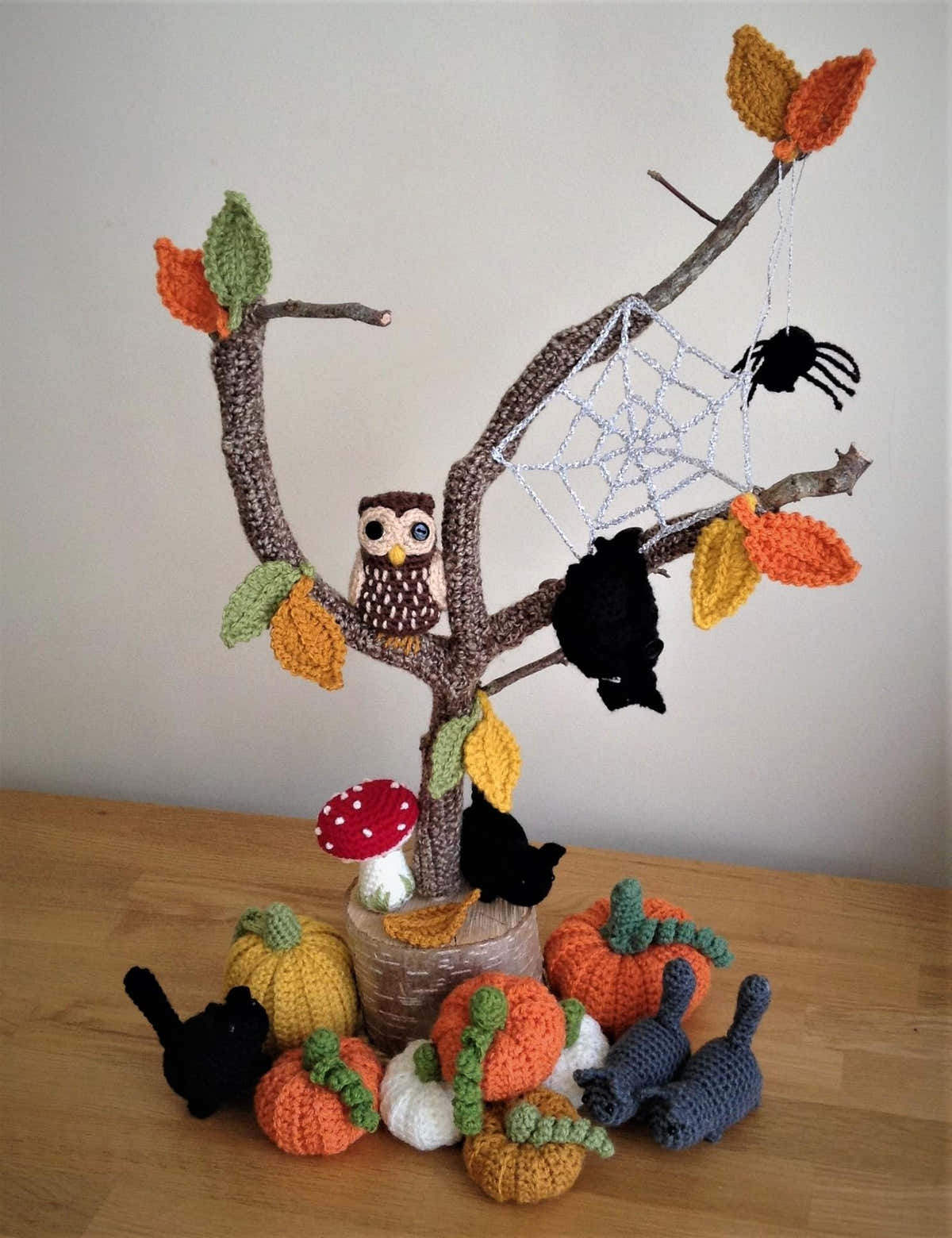 Halloween Spooky Tree