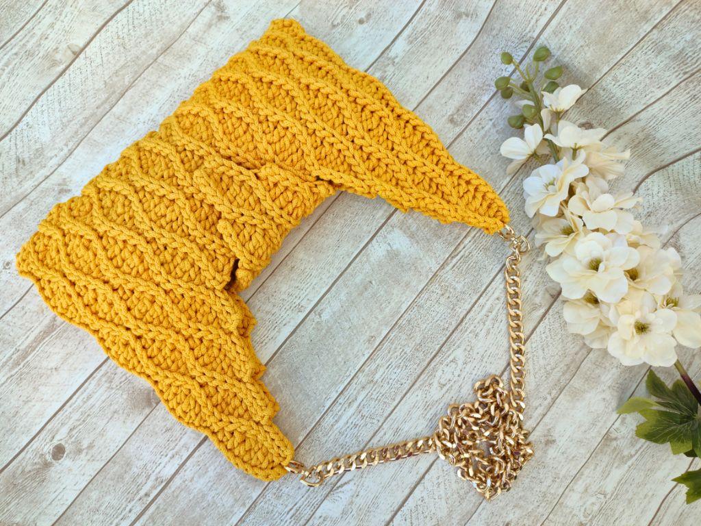 Wavy Hobo Bag — Slouchy Crochet Shoulder & Crossbody Bag