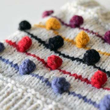 Lanterns knit cowl with bobbles