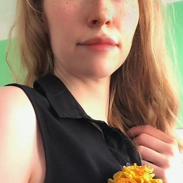 Daffodil Brooch