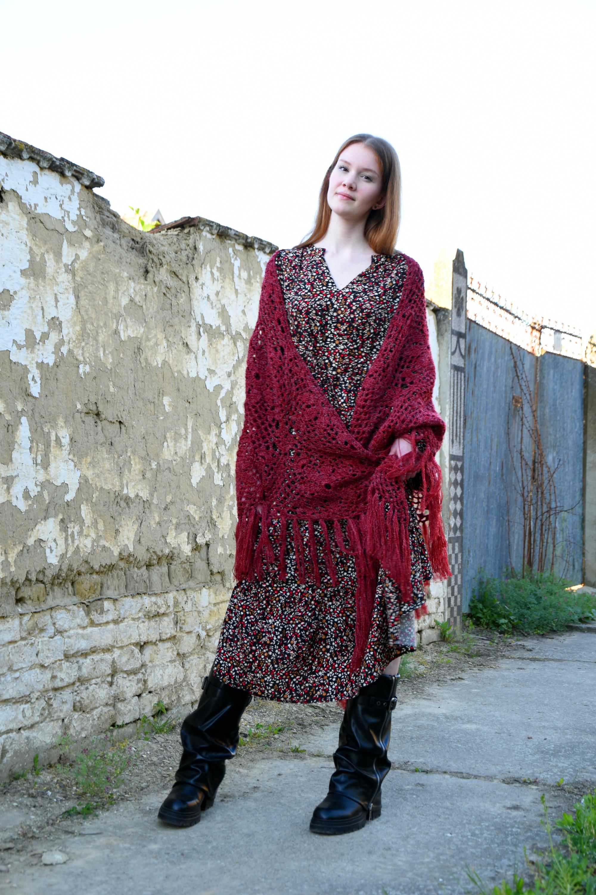 Felicia crochet shawl with fringe