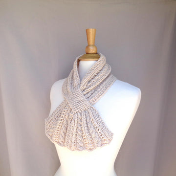 Keyhole Scarf with Cables