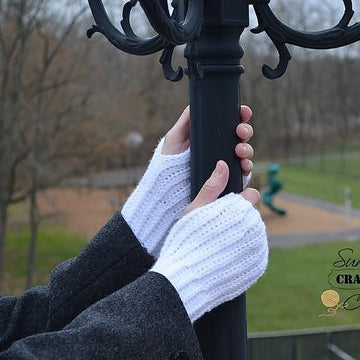 "Knit-Look" Fingerless Gloves