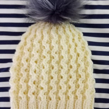 Simple Beanie Hat Chunky Yarn Straight Needles