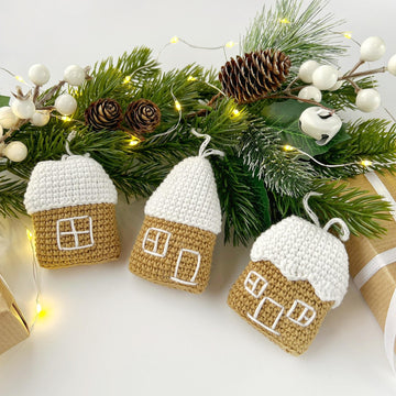 Christmas gingerbread house crochet ornament pattern Amigurumi