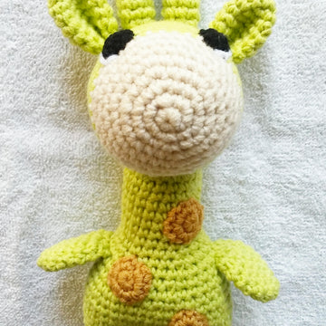 Crochet pattern giraffe