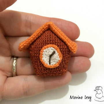 Wall Clock Amigurumi