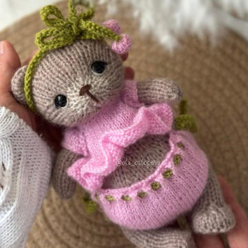 Knitting pattern Outfit for teddy bear girl