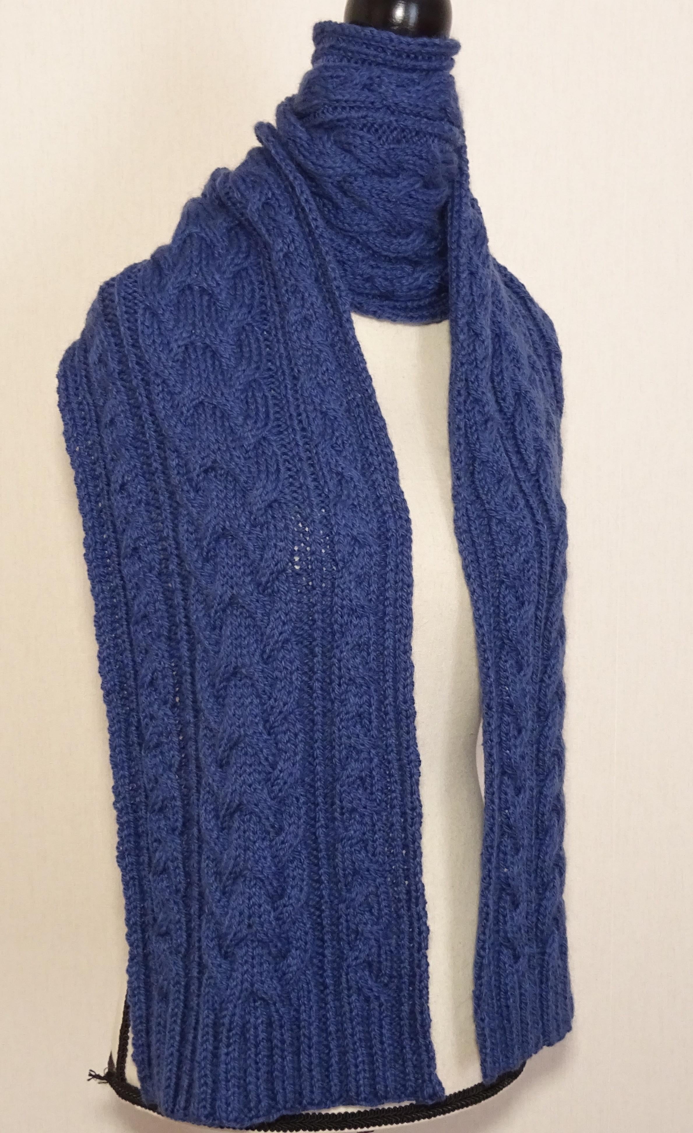Nolan scarf