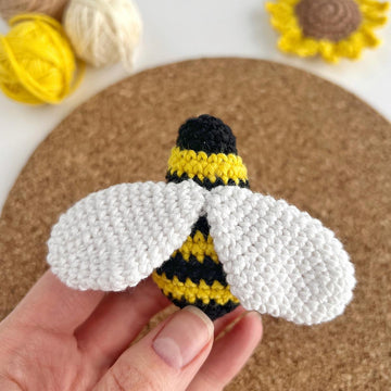 Sunflower with bee crochet pattern Car hanger, Bag charm amigurumi keyring