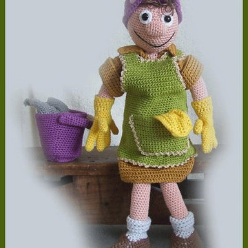 Cleaning lady Lucile