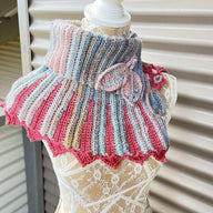 Isolde's Thorn Neck Warmer