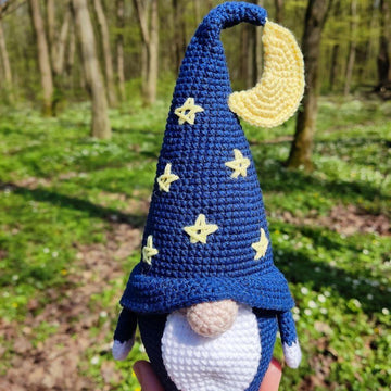 Gnome moon