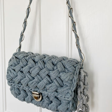 Criss-Cross Crochet Clutch