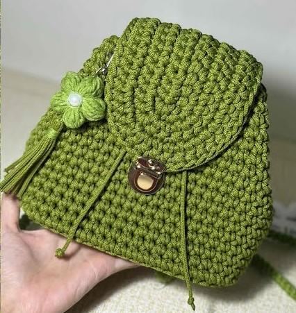 Drawstring Flap Backpack | PDF Crochet