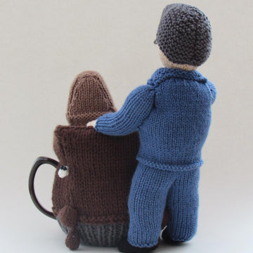 Antique Dealer Tea Cosy