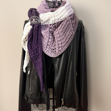 Flat Triangular Scarf "Galatea"
