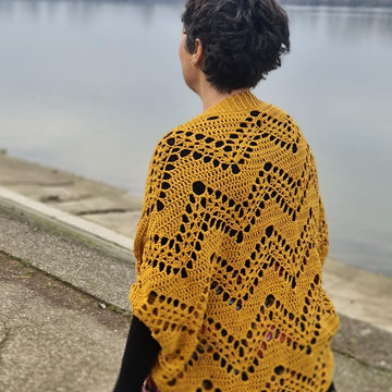 Zlato Shrug