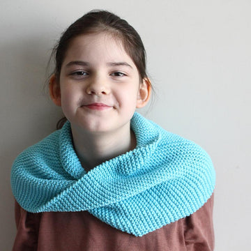 Dove Twist Cowl