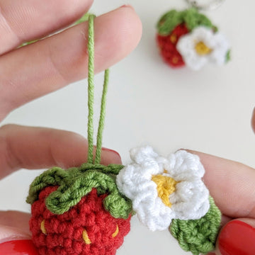 Crochet strawberry pattern, easy crochet keychain NO SEW pattern