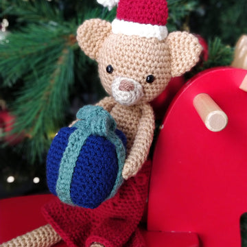 Christmas Bear Benjamin and Bella Drum Gift Crochet Amigurumi pattern