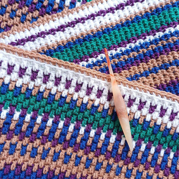 Pebbly Hues Temperature Scarf