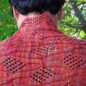 Tumbling Lace With a Twist