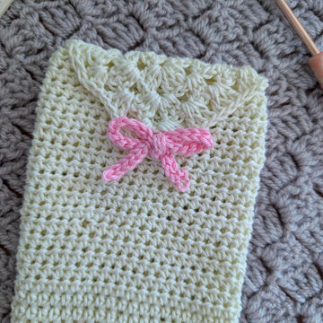 Crochet Coquette Phone Cover/Case Pattern