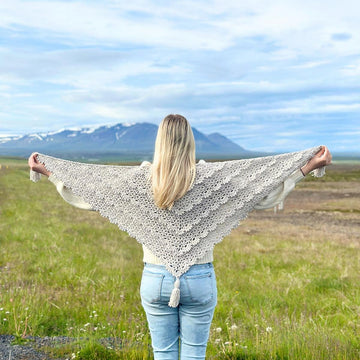 Izabela Shawl