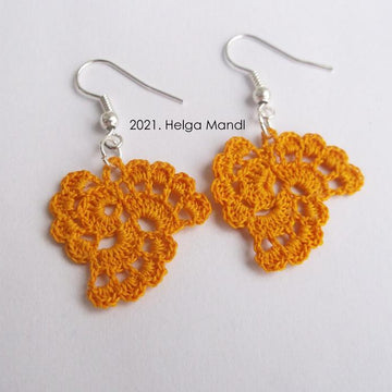 Three petal earrings