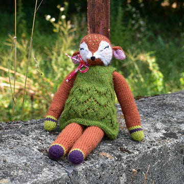 Doe doll English