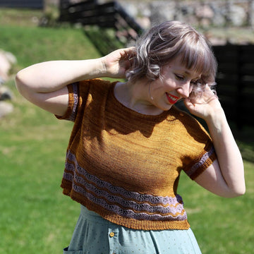Karamelli Tee