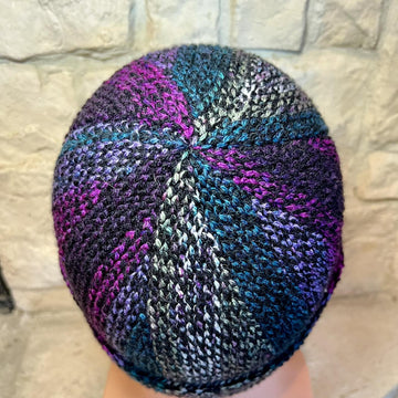 Lainey's Hat -- a loom knit pattern