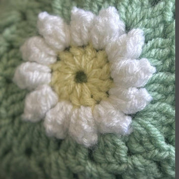 Daisy Granny Square Teacosy