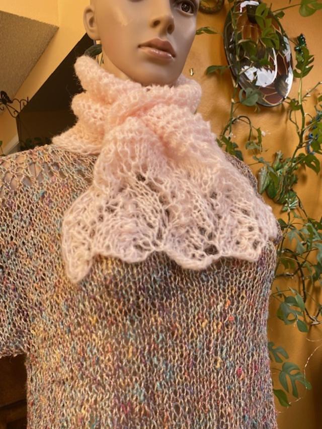 Lacey Pink neck wrap