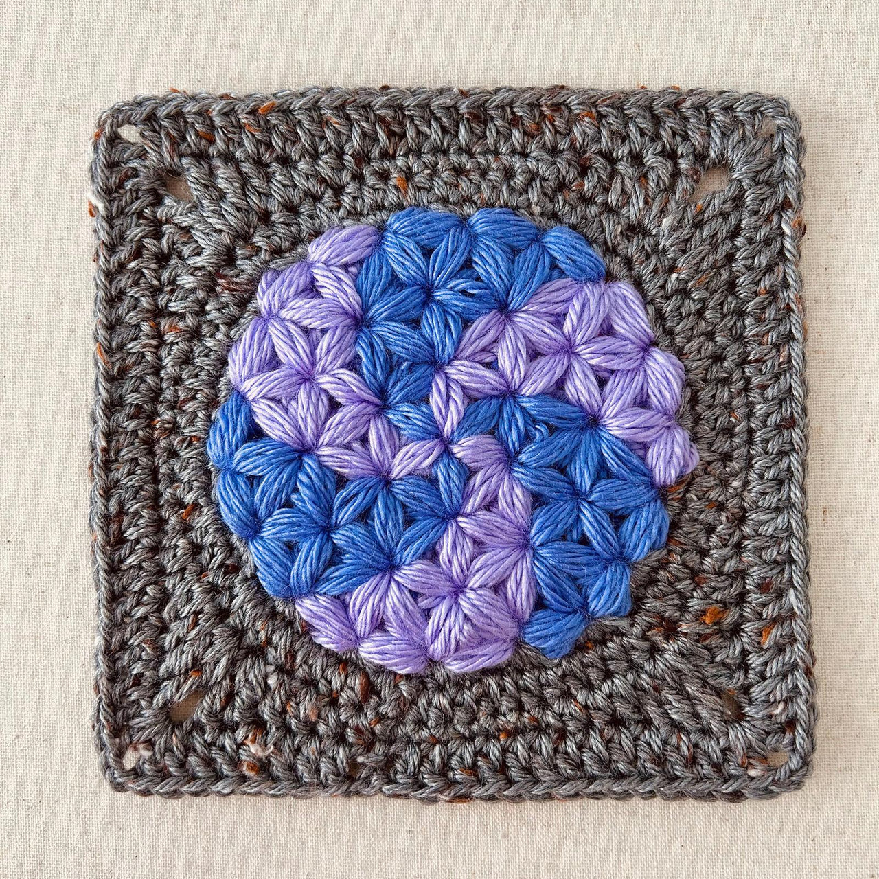 68 Spiral Round Square Motif