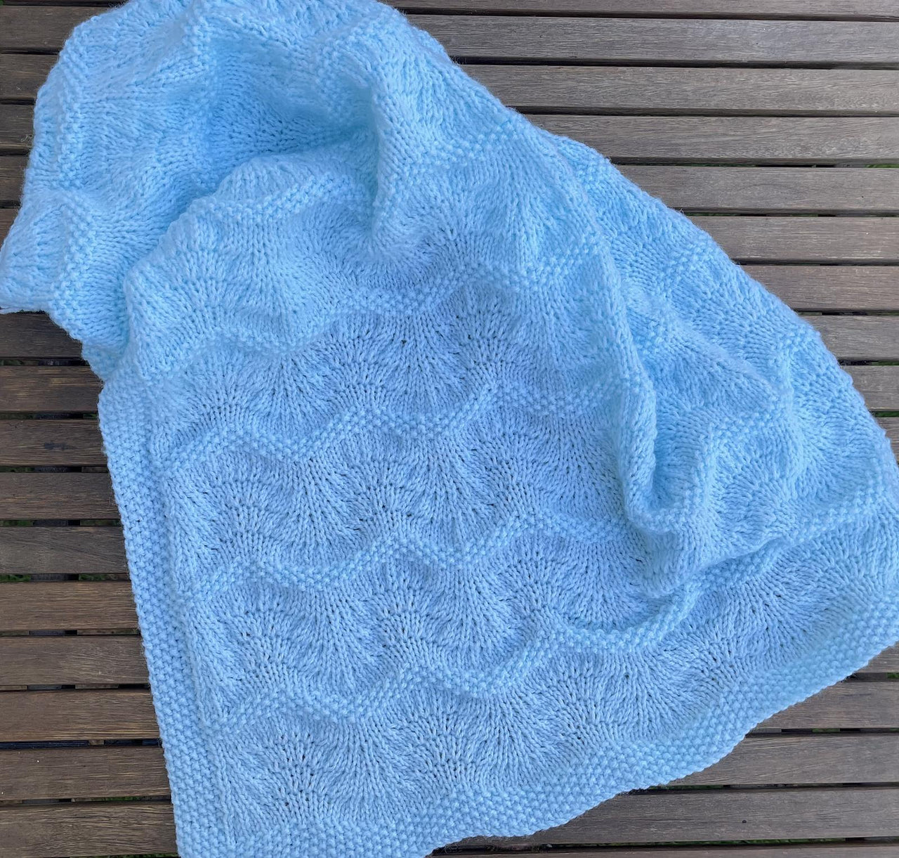 Wave and Flow Blanket
