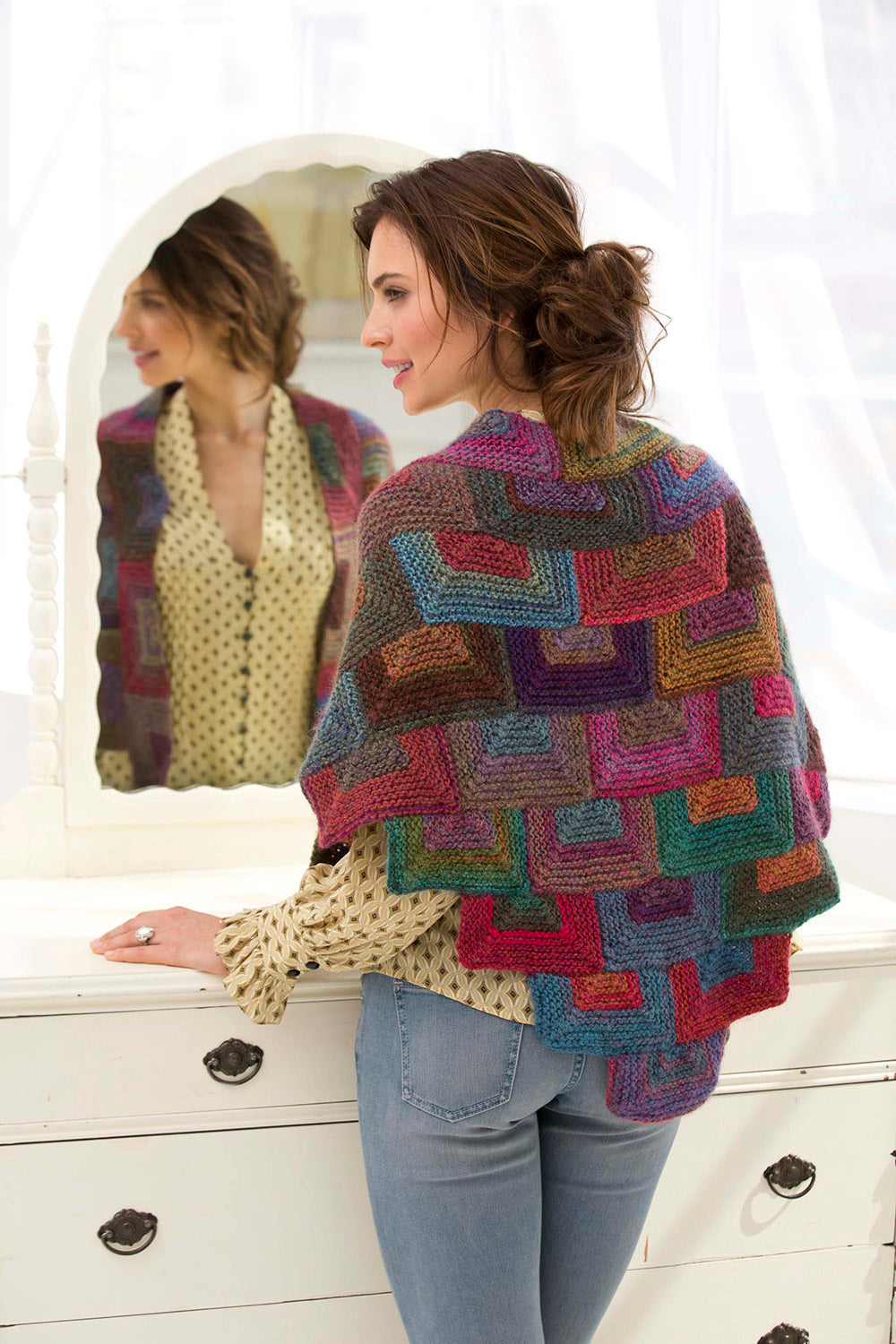 Mitered Shawl in Lion Brand Amazing - L20629