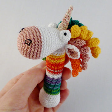 Babyrassel Einhorn Cindy Häkelanleitung