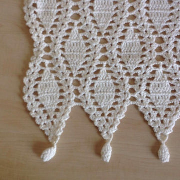 Table Runner N 131
