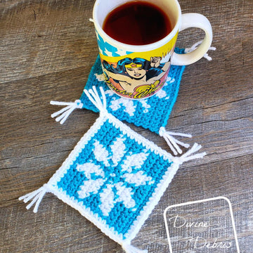 Cute Snowflakes Coasters Set